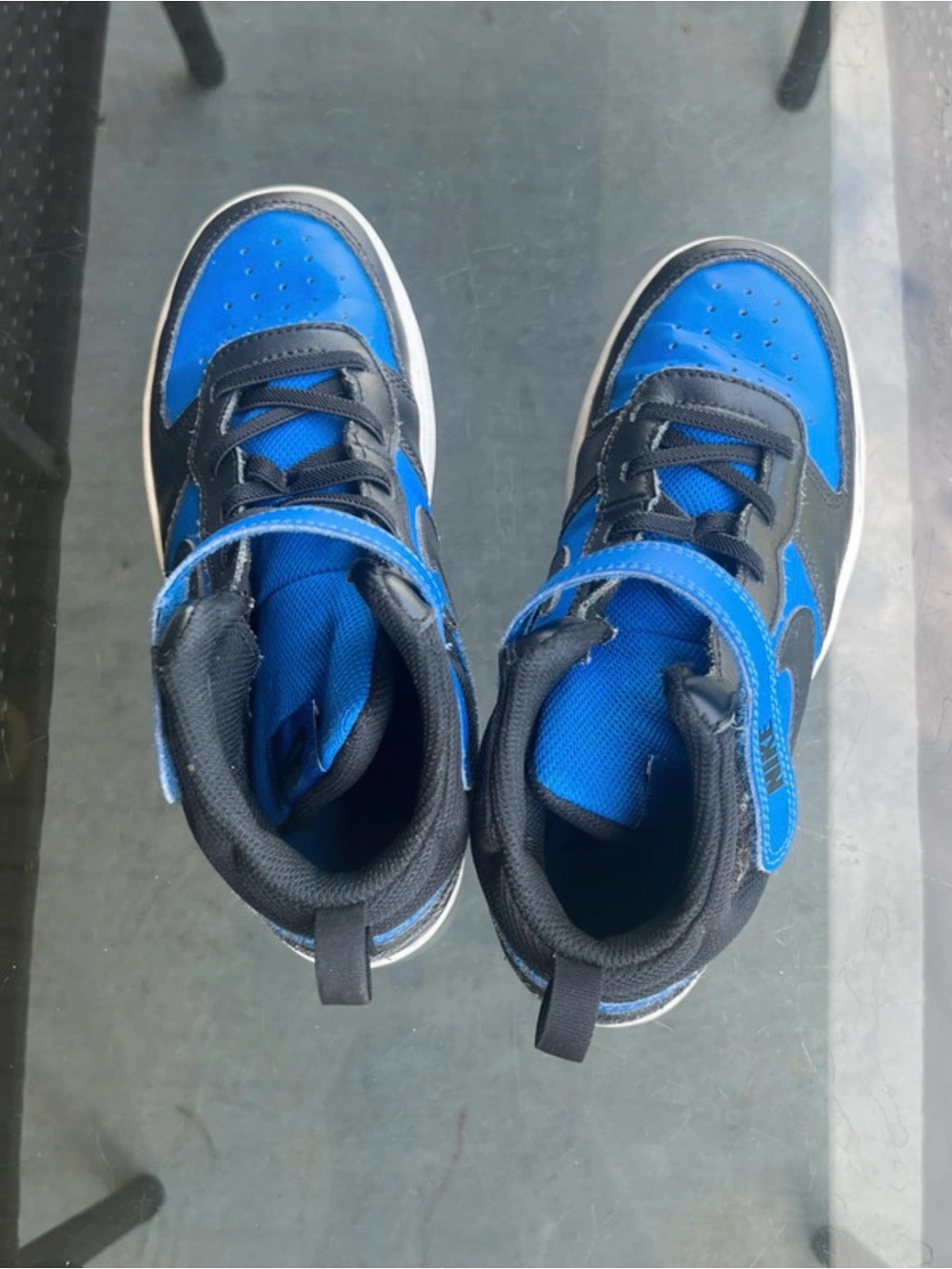 Nike Kids High-Top Sneakers in Black and Blue - Picture 3 of 3